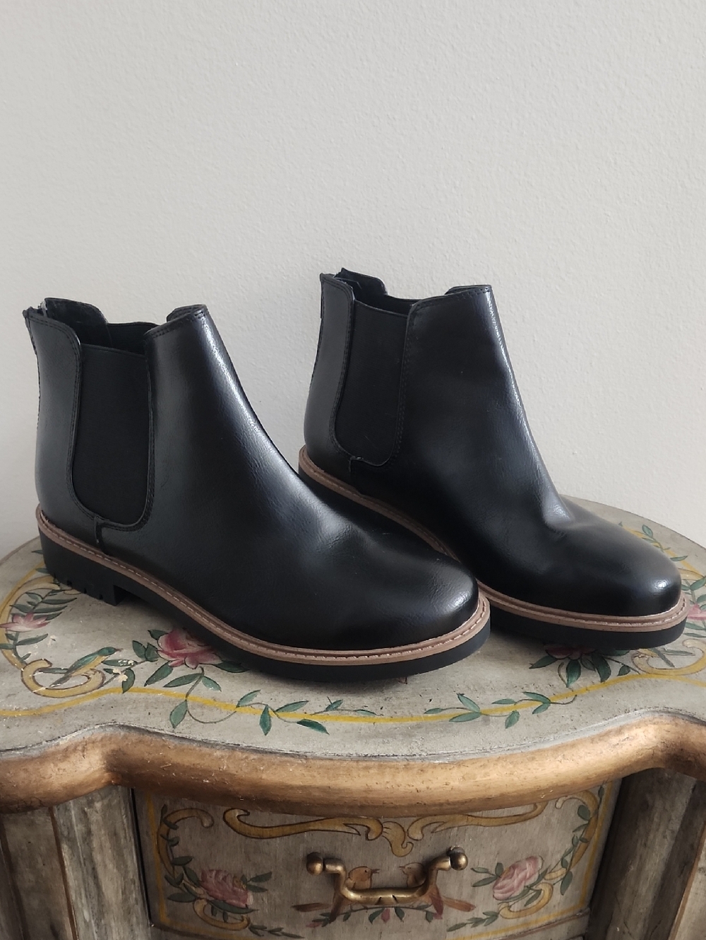 Black Chelsea Ankle Boots